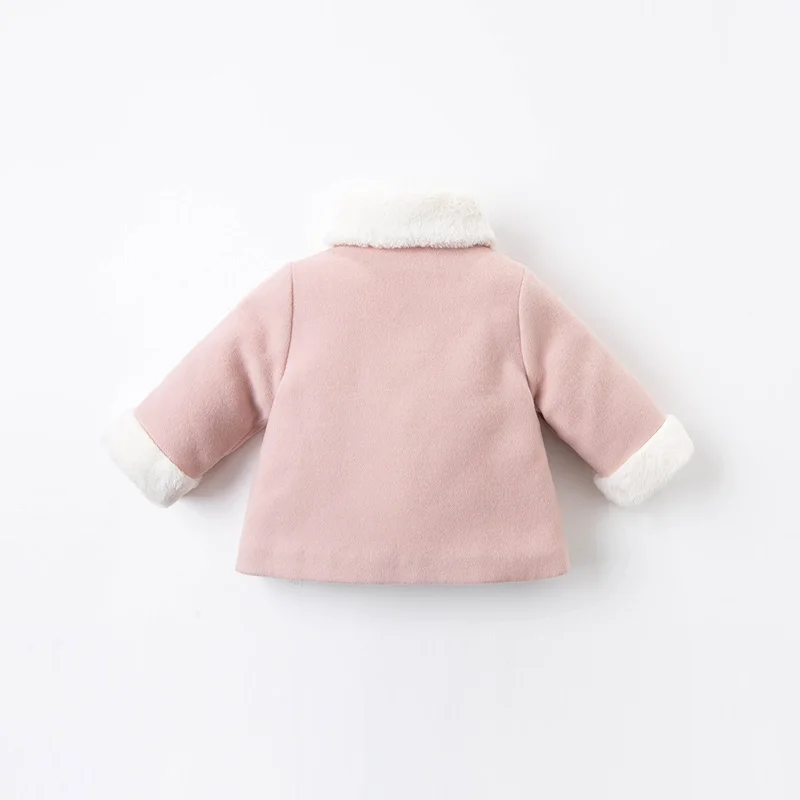 DBM15295 dave bella žiemos kūdikių mergaičių mados kietas mygtuką lankas kailiai, kailio vaikams viršūnes kūdikiams, vaikiška viršutinių drabužių siuvimas