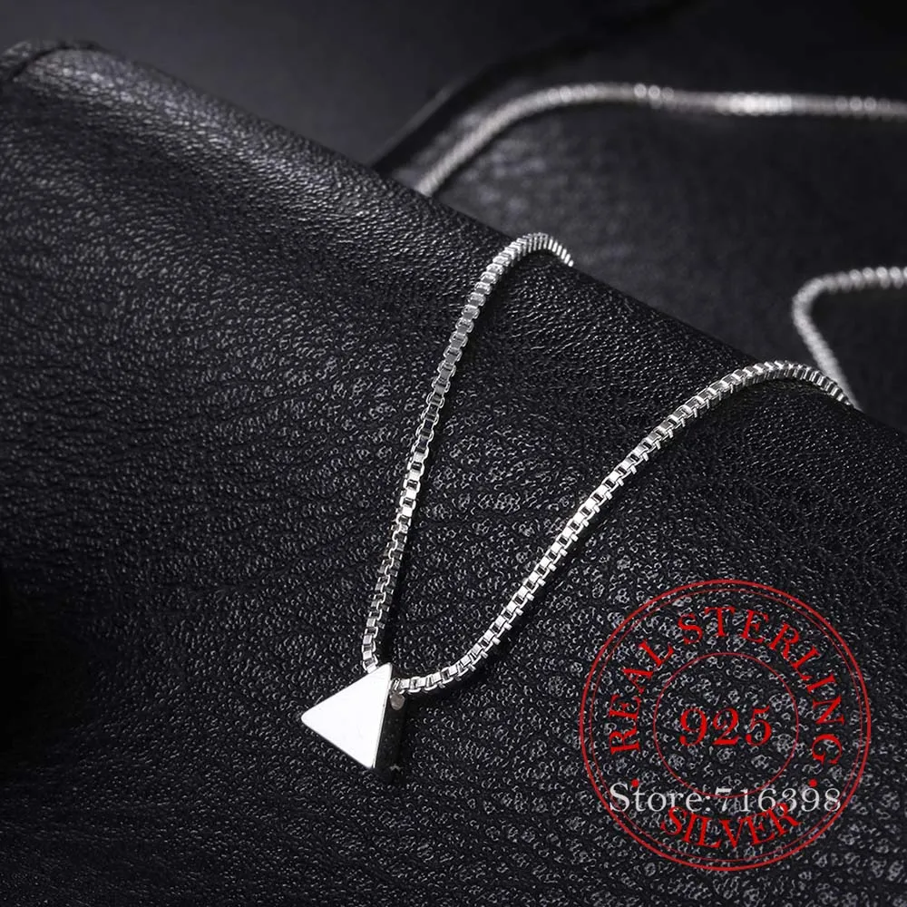 Karšto Naujas 925 Sterlingas Sidabro Trikampis Karoliai Moterų korėjos Mažų Šviežių Geometrinis Trikampis Pakabukas Karoliai Moterų Papuošalai