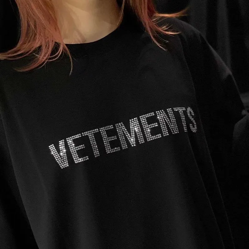 Flash gręžimo VETEMENTS T-shirt Vyrai Moterys 1:1 Aukštos Kokybės Negabaritinių VTM Viršuje Cirkonio marškinėliai