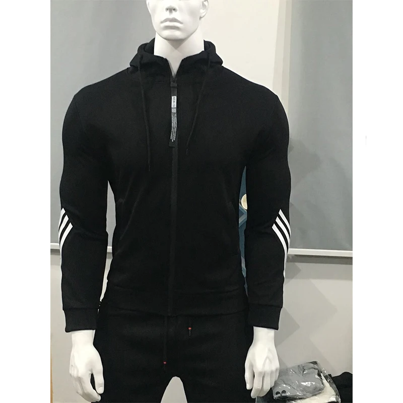 2020 m. pavasarį ir rudenį prekės ženklo mados vyriški dviejų dalių dryžuotas sportiniai, vyriški gobtuvu viršuje lauko sporto kelnės kelio kostiumas kostiumas