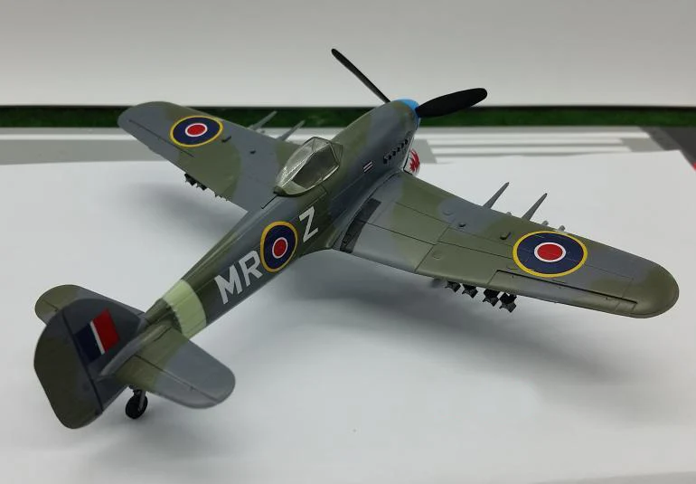 TRIMITININKAS 1:72 didžiosios Britanijos II Pasaulinio Karo Taifūnas kovotojas modelis MK1B 36314 lėktuvo Mėgstamą Modelį sraigtasparnio plokštumos 1/72 mastelio modeliai