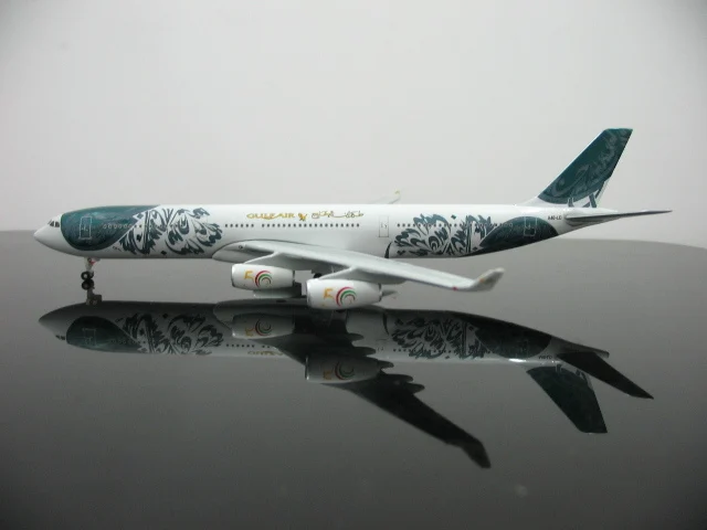 1:400 Įlankos Oro A340-300A Dažytos versija A40 - LD Modelis lėktuvas Lizdinė pakuotė