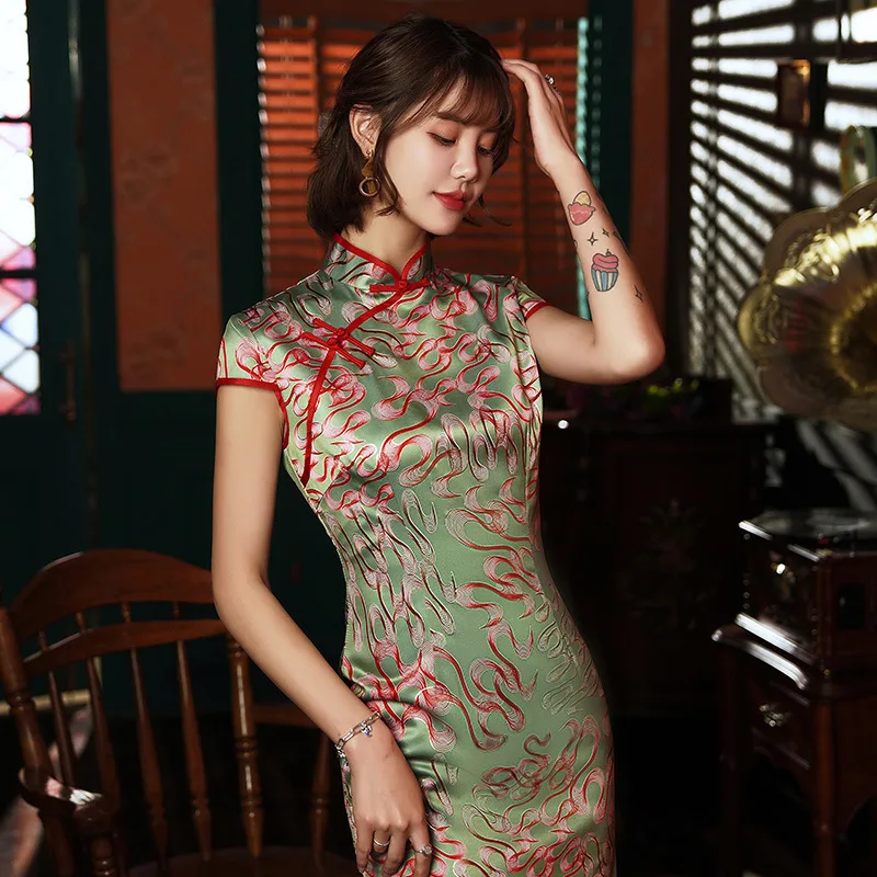 Plius Dydis 4XL Aukštos Padalinta Seksualus Kinijos Moterims Qipao Vintage Suknelė Elegantiška Panele Mandarinų Apykaklės Cheongsam Ilgas Plonas Kinų Suknelė