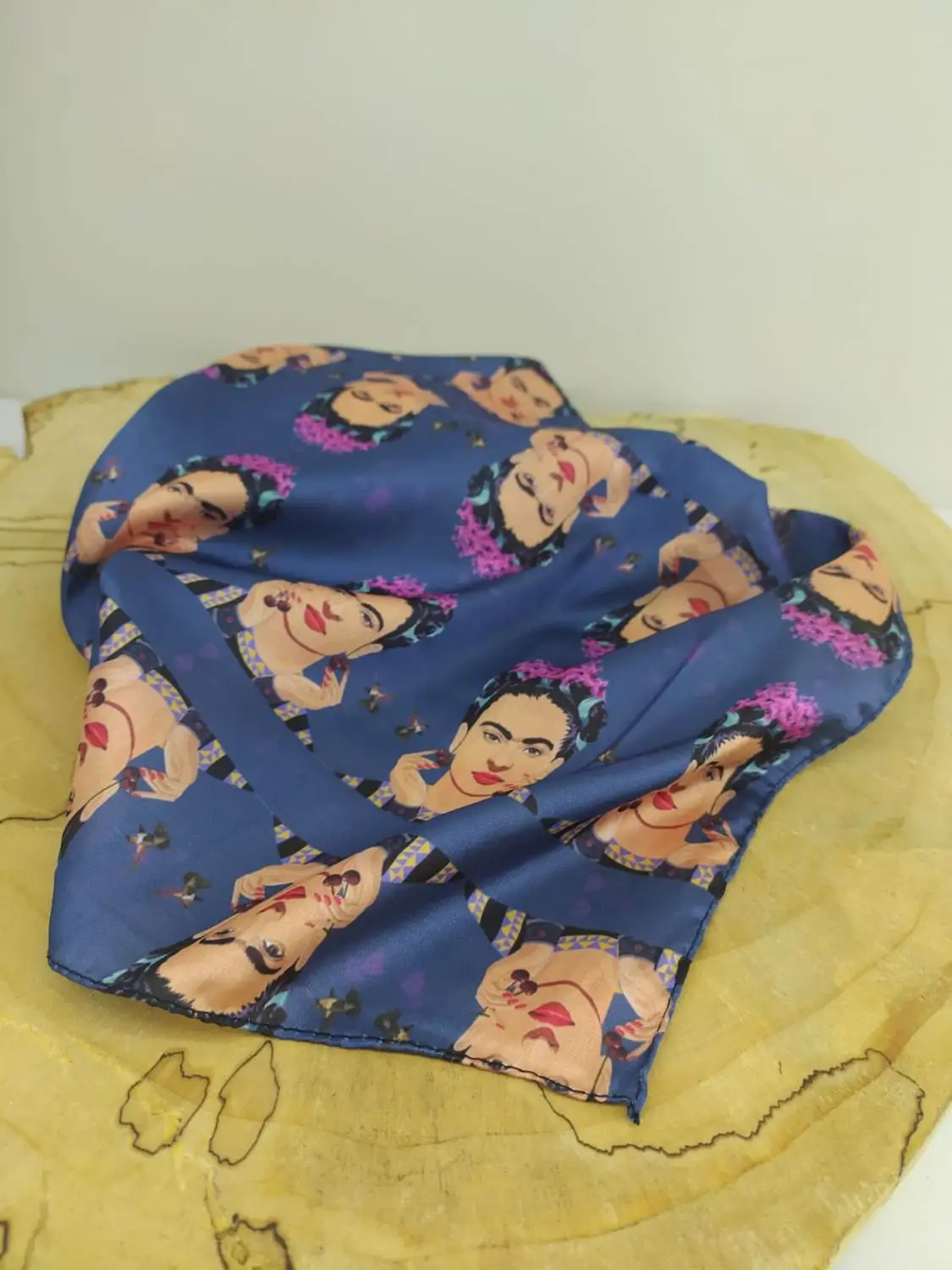 Frida Kahlo Spausdinti Prabanga Moterų Blizga Naujas mados Skara Foulard Echarpe Dizaino Lady Paplūdimio Aukštos Kokybės Naudinga 53cm * 53cm