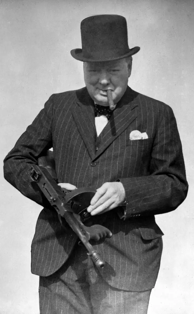 Vinstonas čerčilis (Winston Churchill Mit Tommy Gun 