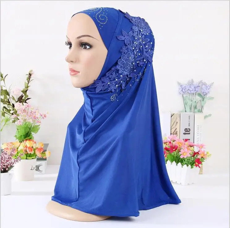 1pc Moterų Paprasto Momentinių Hijabs Musulmonų variklio Dangčio Hoofddoek Deimantų Turbante Musulmonų vientisas Hijabs Skarelė Bžūp Nešioti
