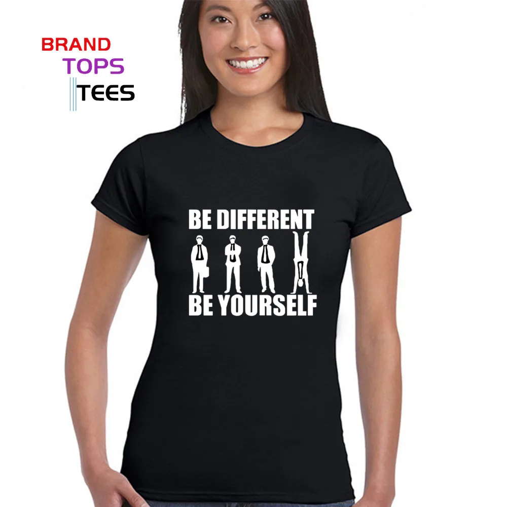 Juokingas Būti skirtingų Būti patys marškinėliai moterims Parodija handstand T-shirt juoda balta Pagrindinės vasaros Viršūnes Tee Laisvalaikio marškinėliai