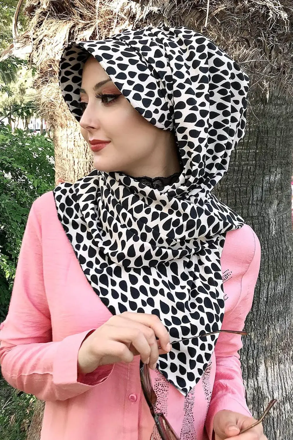 Naujas Moda Hijab Kadın Müslüman Başörtüsü 2021 Islami Kıyafet Eşarp Kaulų Türban Fular Siyah Beyaz Tokalı Hazır Şapka Şal