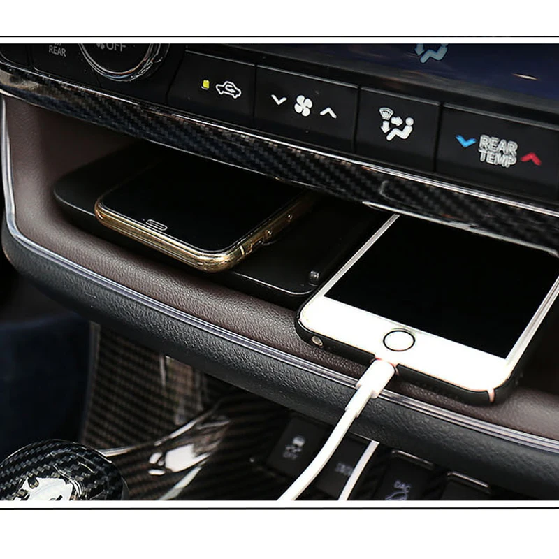 15W Automobilių QI bevielio baterijos kroviklis Toyota Highlander 2016 2017 2018 2019 mobiliojo telefono greito įkrovimo plokštė priedai