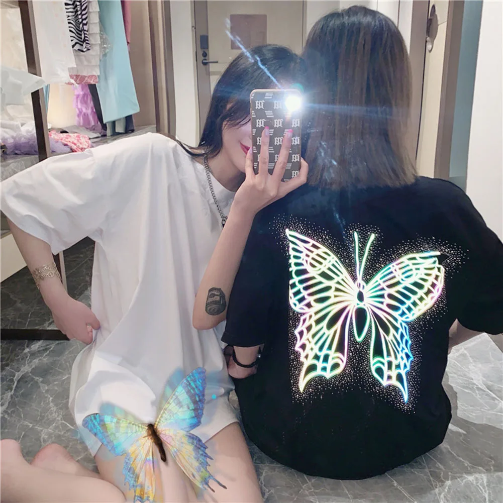 Spalvų šviesą Atspindinčios butterfly marškinėliai Moterims Su Deimantu, Balta ir Juoda Apkarpyti Viršūnes Y2K Harakuju Pora marškinėliai Ilgi Laisvi Plius Dydis