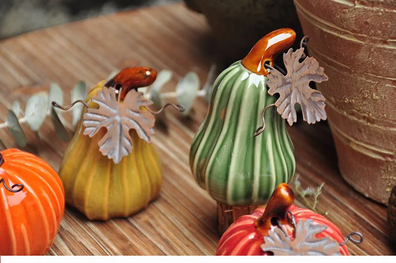 Kūrybos šalį dažytos keramikos moliūgų puošyba, sodo, sodo priežiūros Helovinas apdailos dovana Mielas moliūgų stalo apdailos ZM903