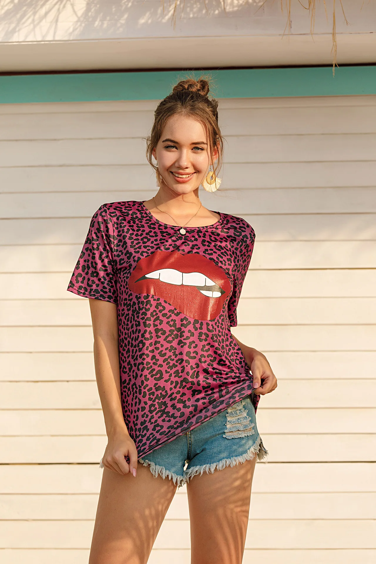Vasaros Moterų trumparankoviai Marškinėliai Su Leopardas Spausdinti O-Neck Slim Top Pasėlių 2021 Ponios Mados Naujų Gatvių Asmenybės T-Shirt