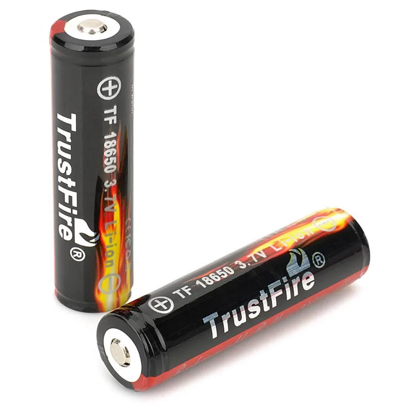 2 VNT./ daug TrustFire Saugomų 18650), 3,7 V, Tiesa, 2400mAh Ličio Baterijos Įkrovimo 18650 Baterija Fotoblykstės