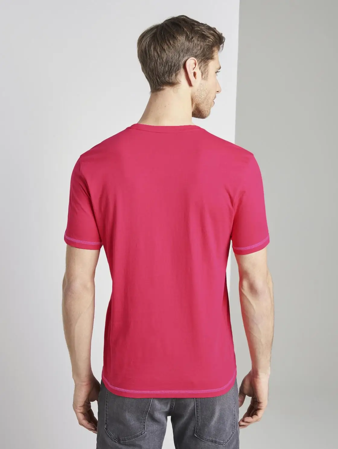 Vyriški marškinėliai Tom Tailor 677939 ryškios vasaros vest į kiekvieną dieną madingi su spausdinimo su užrašu gražus darbas sportiškas minkštos medvilnės patogiai spalva jaunimo klubas, lengvai atsitiktinis Sporto marškinėliai V-kaklo