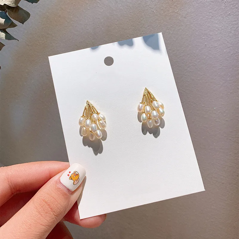 2020 Naujas saldus mados perlų Moterų auskarai sutartis joker metalo gėlės modeliavimo Lašas auskarai Papuošalai