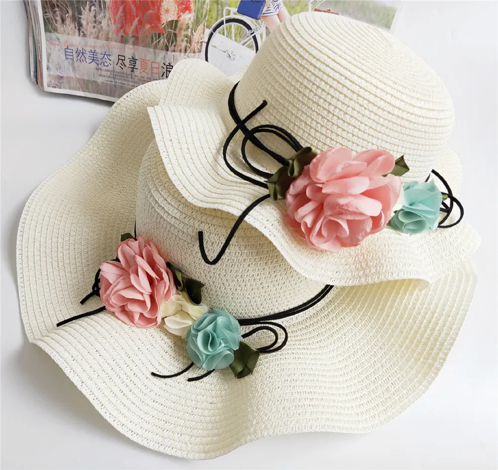 Vasarą Mama & Mane Paplūdimio gėlių Skrybėlę Paprasta Banguoti didelis kraštais šiaudų skrybėlę Fėja Gėlių Paplūdimys Skrybėlės Tėvų-vaikų sunhat