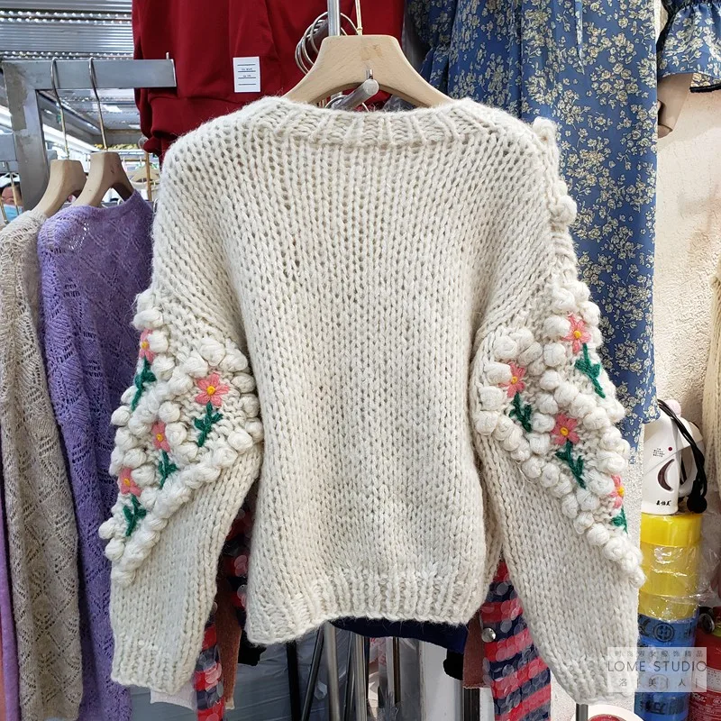 Moterims Megztiniai Rudens Žiemos viršutinių drabužių siuvimas Rankų darbo Megztinis Mezgimo Nėrimo susagstomi megztiniai Gėlių Siuvinėjimas korėjos prarasti Striukė LT686S50