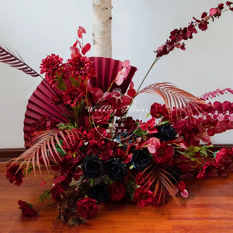 Prabanga Bordo Vyno Raudona Vestuvių Arkos Dekoras Gėlių Kompozicijų Įvykio Popieriaus Gerbėjas Palieka Gėlių Eilės Puošmena Stovėti Vakarėlius