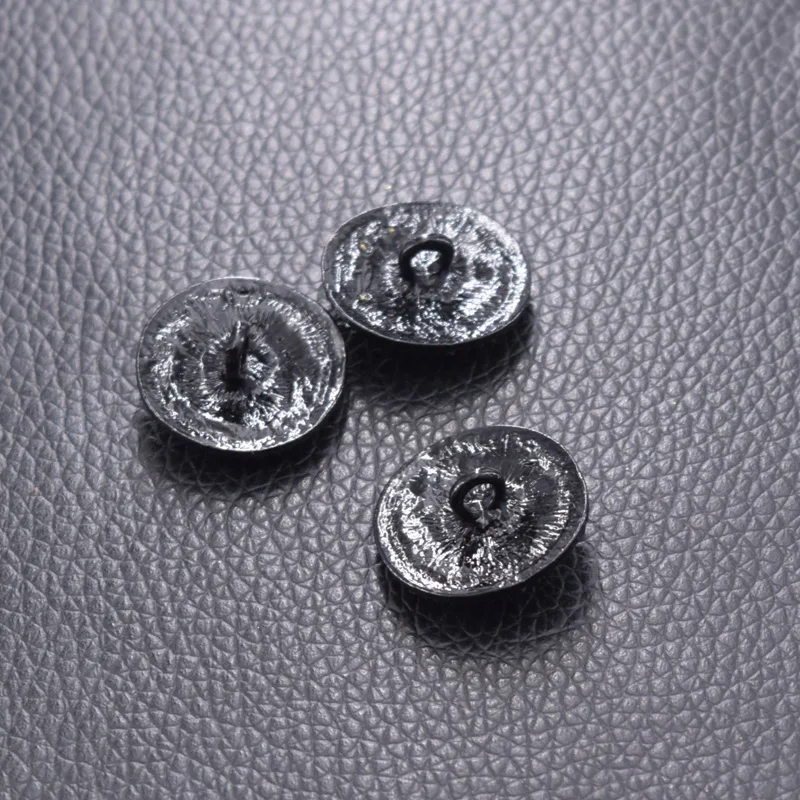 50pcs/daug 20mm juodasis akmuo, cirkonio mygtukai apvalios formos drabužiai siūti lydinio, kristalų mygtuką juoda nikelio metalo HK-106