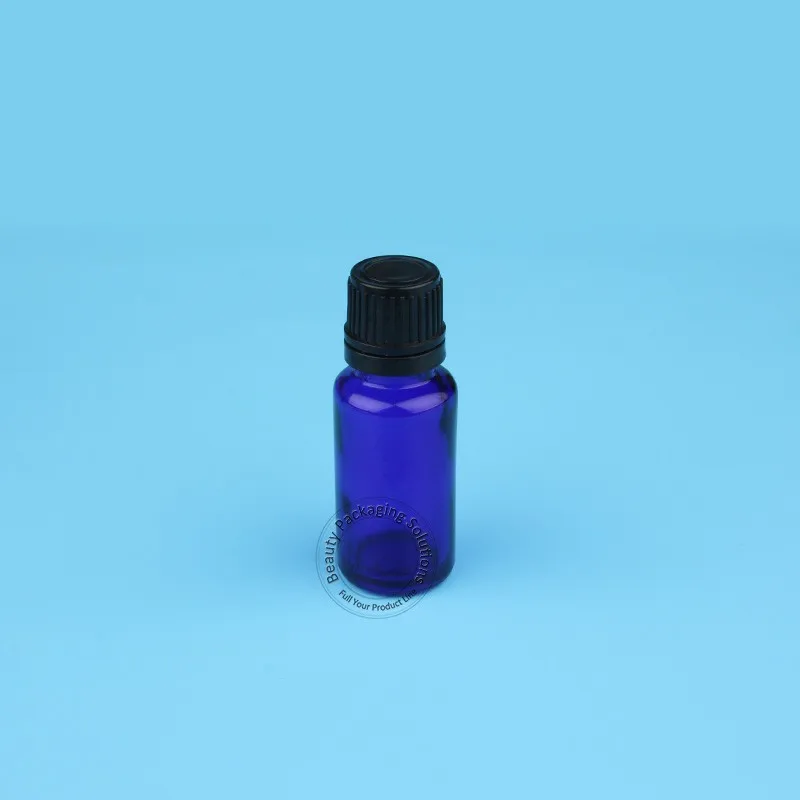 50pcs/Daug Stiklo 10 ml eterinio Aliejaus Butelis Mažas Kosmetikos Konteinerių 1/3OZ Mėlyna Bandinio Puodą su Juodo Plastiko Dangtelis Pakuotė