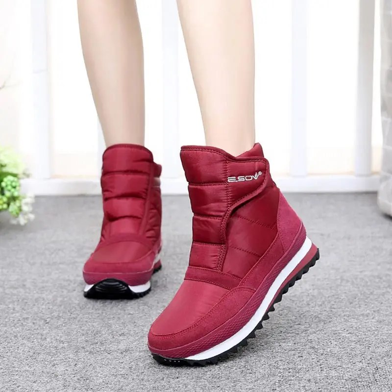 Žieminiai batai moterims, batai 2021 mados kietas neperšlampama laisvalaikio bateliai moteris hook&loop batai šiltas pliušinis sniego moterų batai