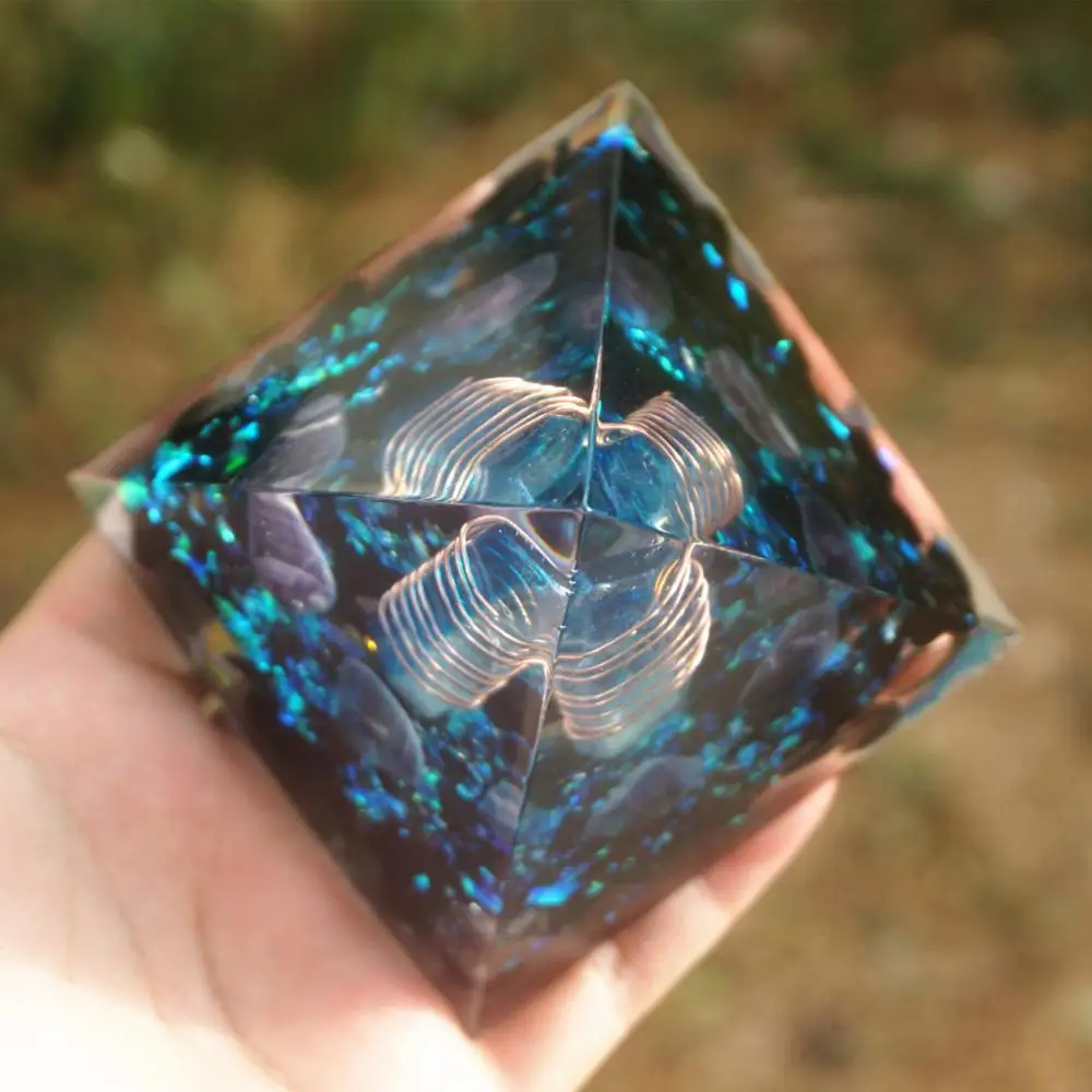 70mm Orgonite Piramidės Mėlynas Kvarcas Vario Energijos Ratą,Fluorito,Obsidianas Crystal Healing Orgone Reiki Meditacija