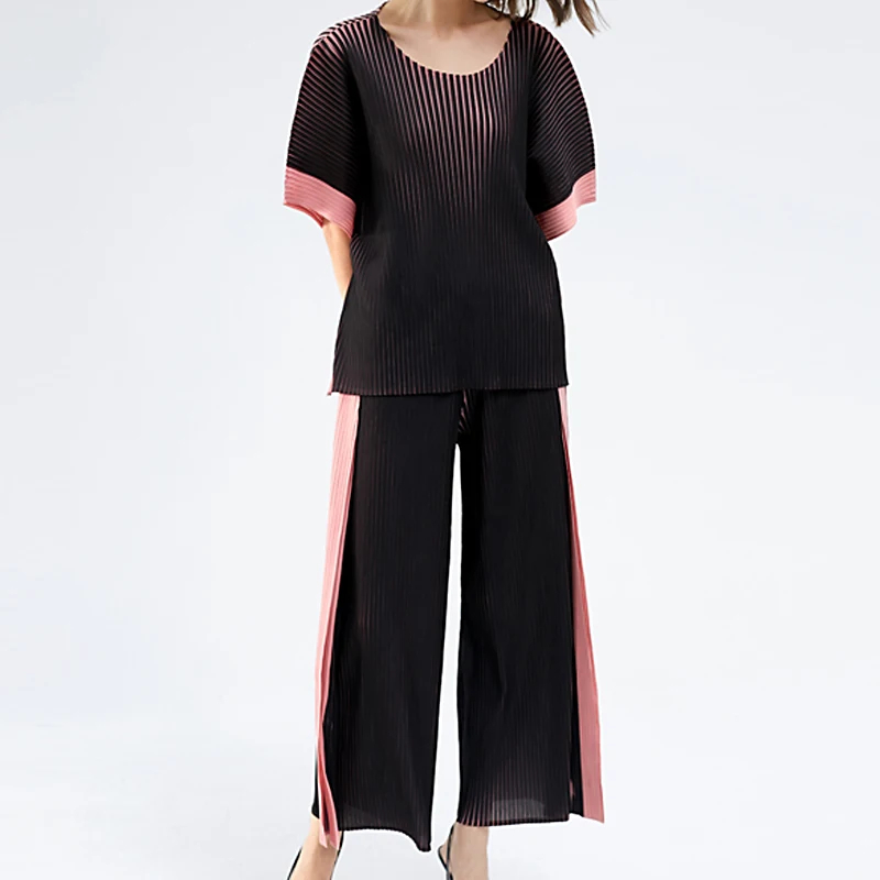 Miyake Plisuotos tekstūros spausdinimo kostiumas Moterims 2 gabalas vasaros rinkiniai T-shirt moterų plius dydis atsitiktinis marškinėliai kelnės