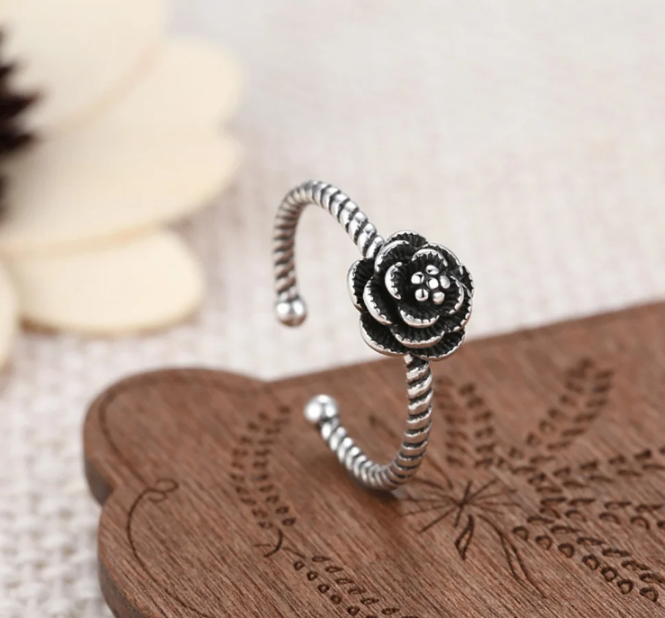 Retro etninės stiliaus 925 sidabro žiedas moterų tendencija rožių gėlių multi-layer žiedlapis atidarymo twist žiedas temperamentas smilius