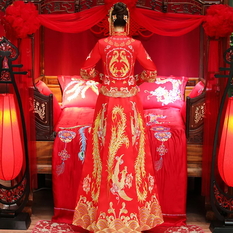 Grindų Ilgis Moterų Klasikinis Vestuvių Cheongsam Kostiumas Siuvinėjimo Phoenix Qipao Plius Dydis 3XL 4XL Kinijos Nacionalinis Nuotakos Suknelė