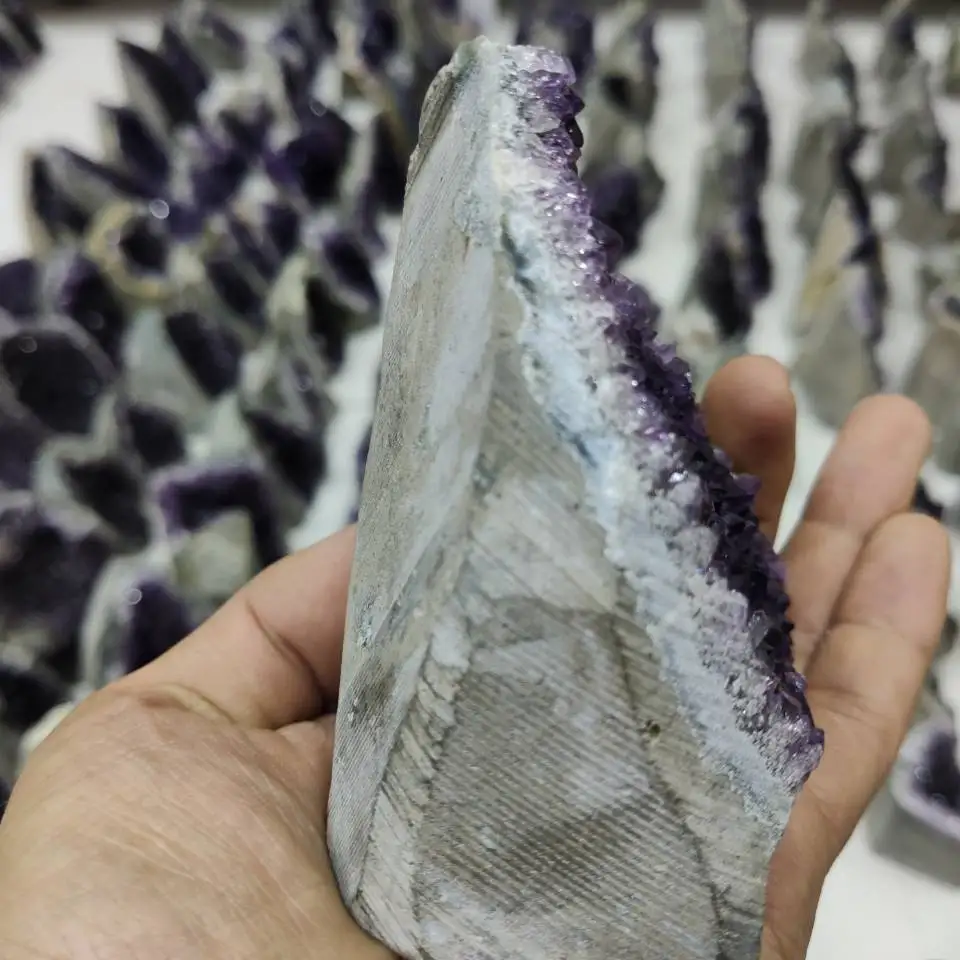 Didelis Ametistas Grupių Geode Kristalinis Kvarcas Sumažinti Bazinę Ametistas Pavyzdys Urugvajus