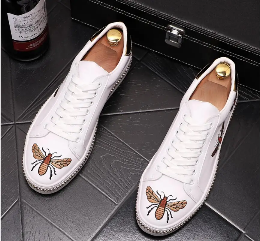 2020 m. Aukštos Kokybės Mados vyrų balta žalia Siuvinėjimo bitės priežastinis batai mokasīni vyrų vairavimo apačioje guma, neslystantis vyrams